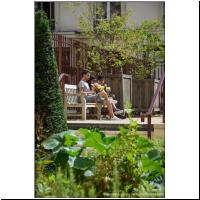 Paris, Jardin des Rosiers 11.jpg